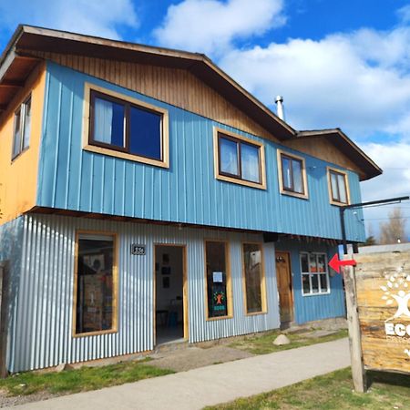 Alma Patagona Hostel Пуерто Транкило Екстериор снимка