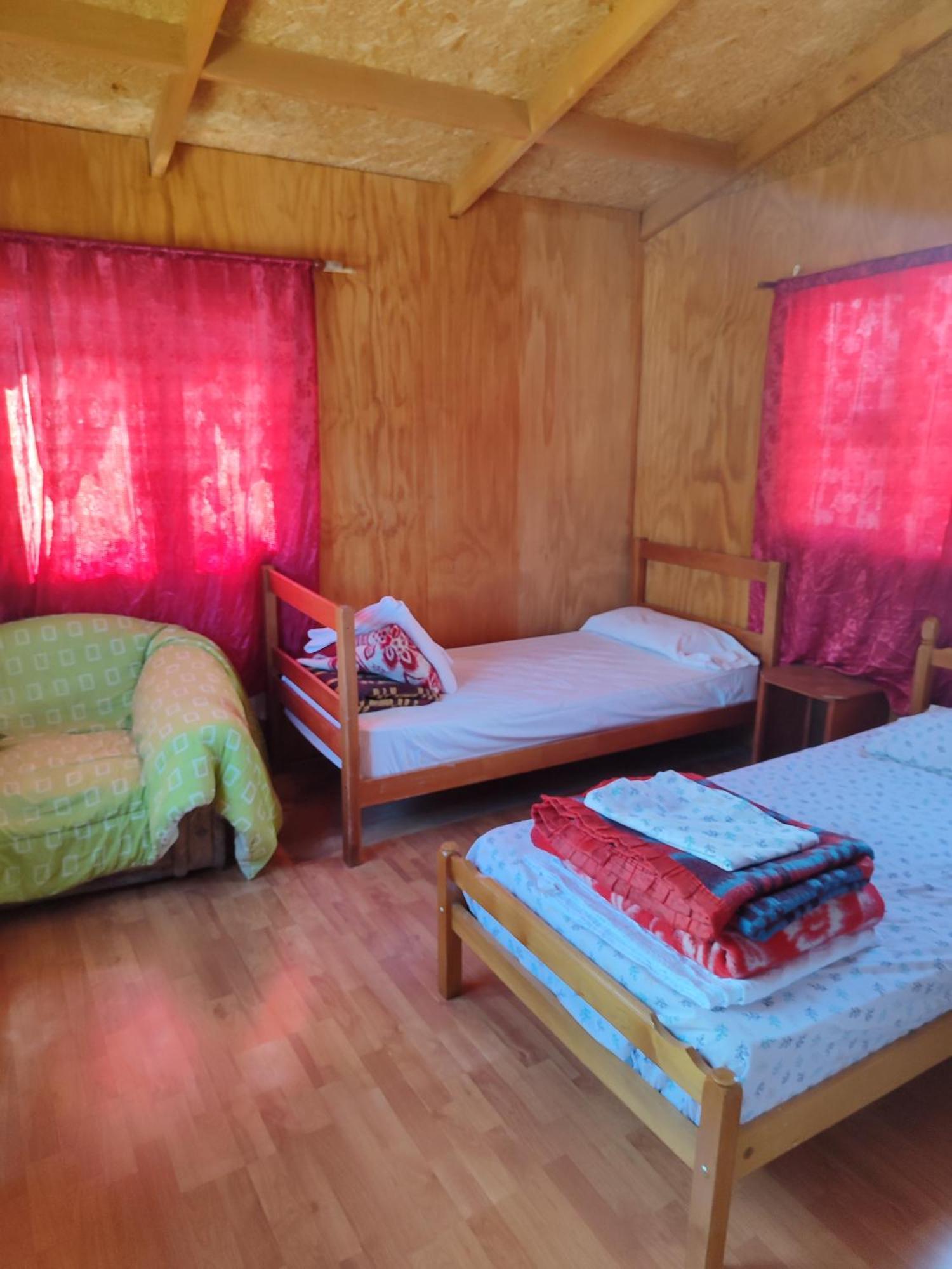 Alma Patagona Hostel Пуерто Транкило Екстериор снимка