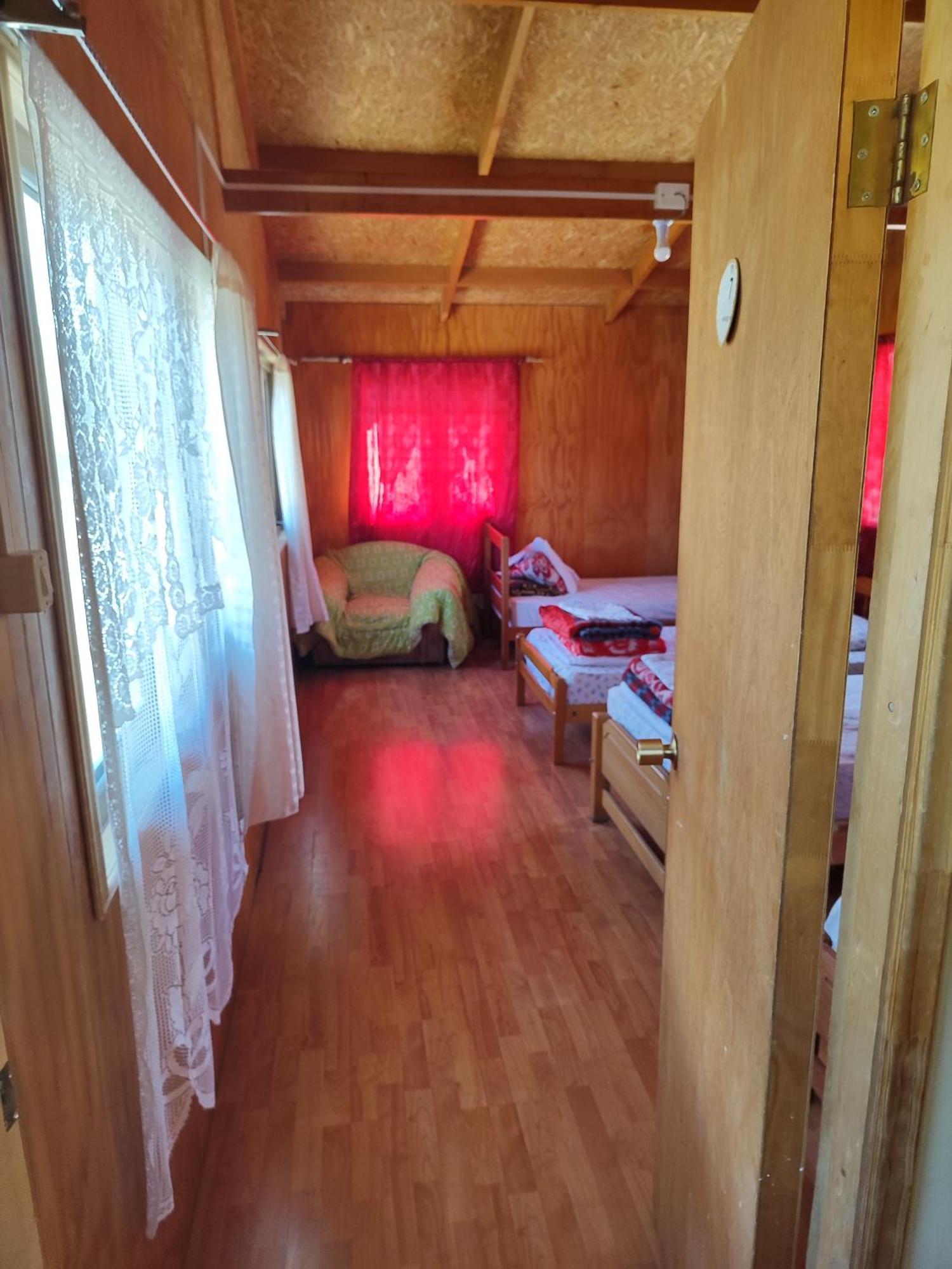 Alma Patagona Hostel Пуерто Транкило Екстериор снимка
