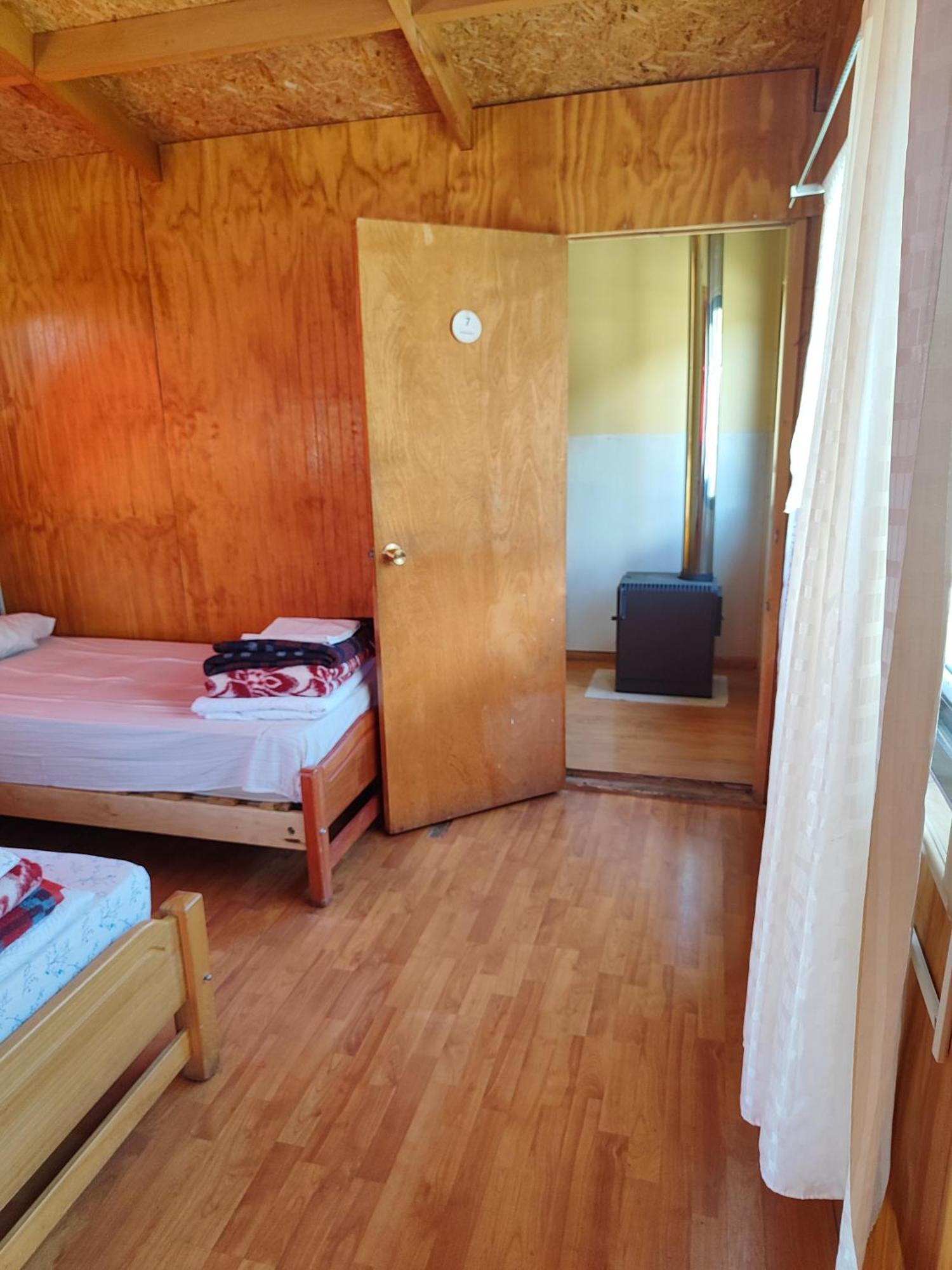 Alma Patagona Hostel Пуерто Транкило Екстериор снимка