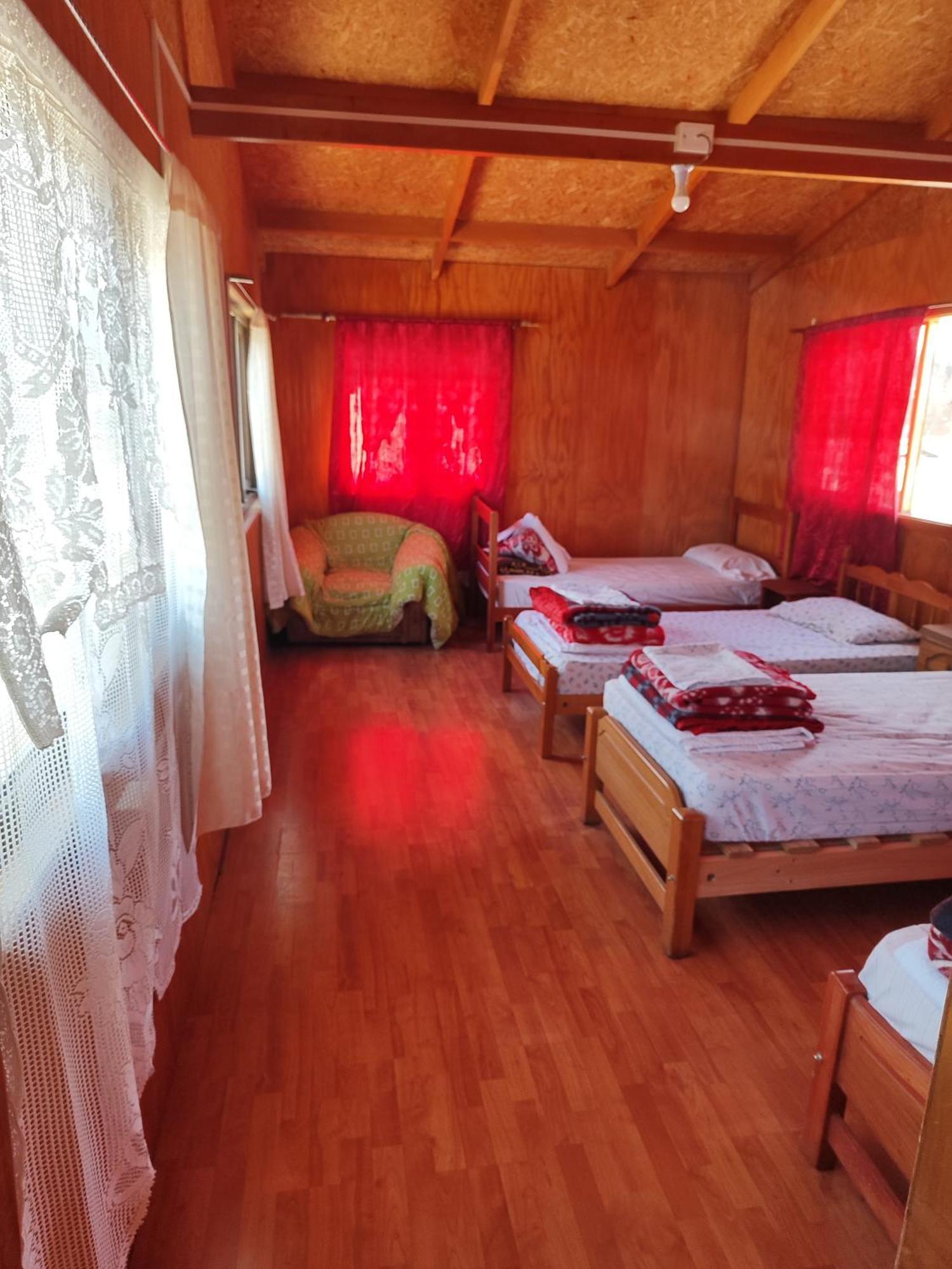 Alma Patagona Hostel Пуерто Транкило Екстериор снимка