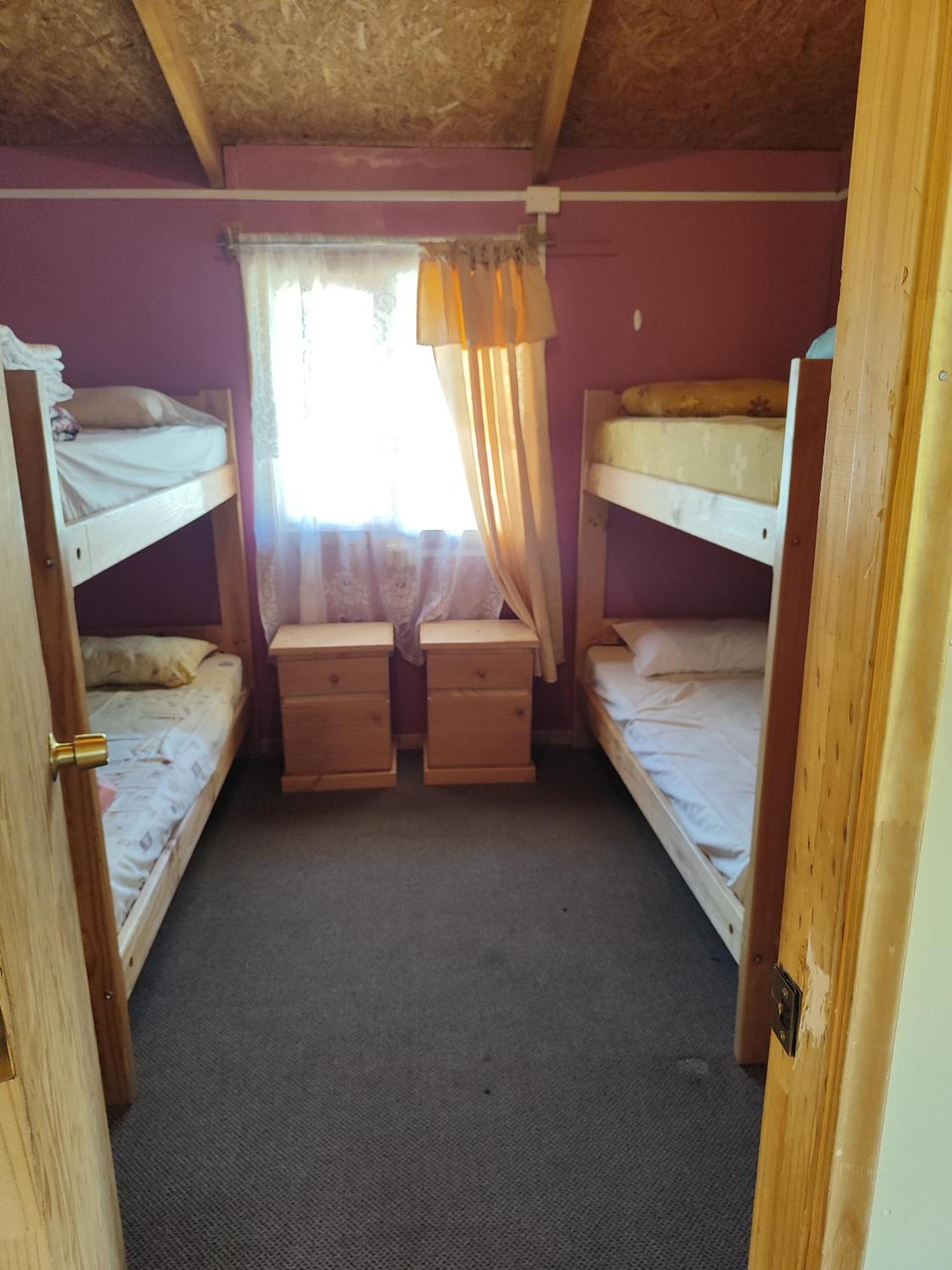 Alma Patagona Hostel Пуерто Транкило Екстериор снимка