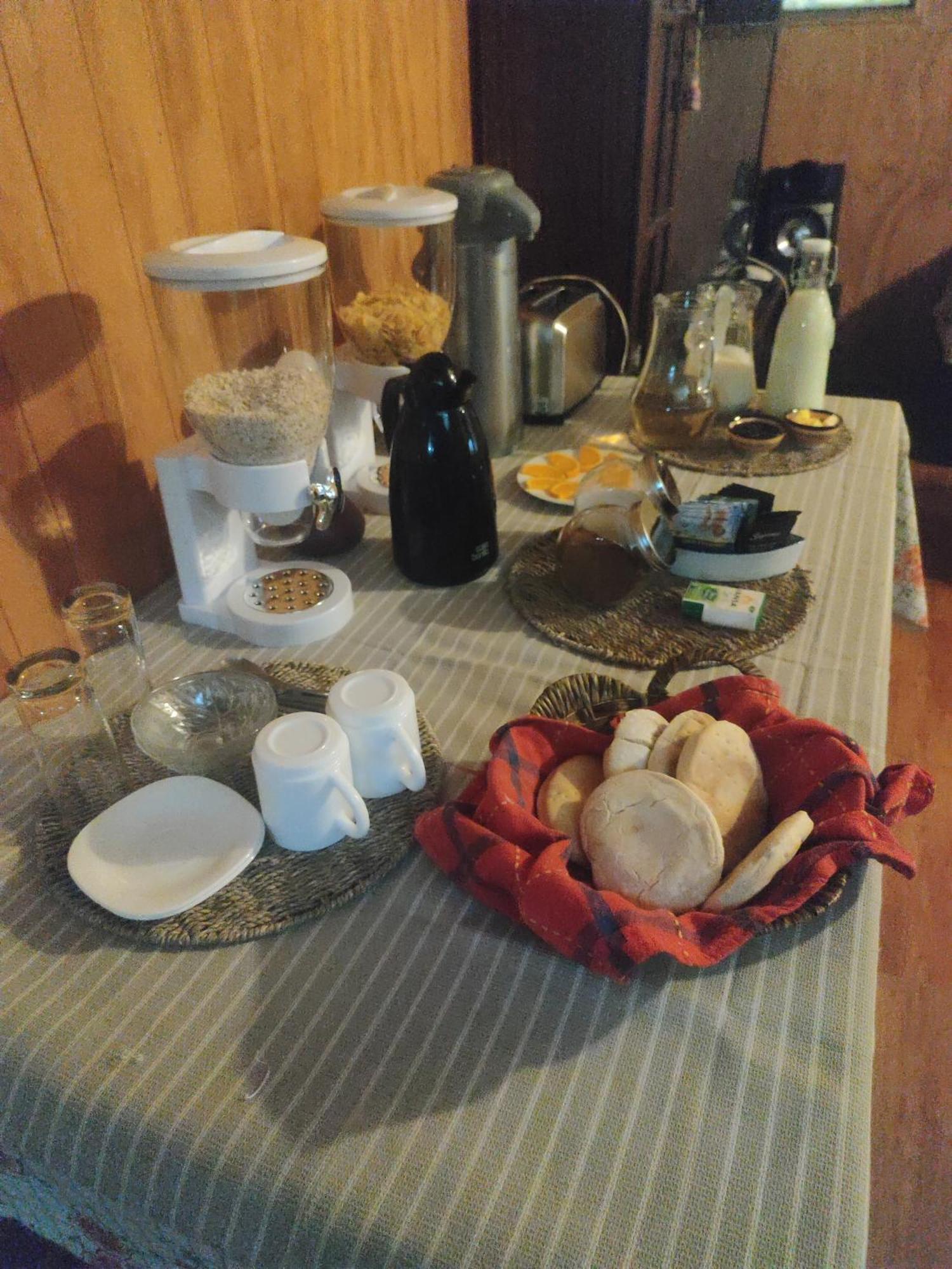Alma Patagona Hostel Пуерто Транкило Екстериор снимка